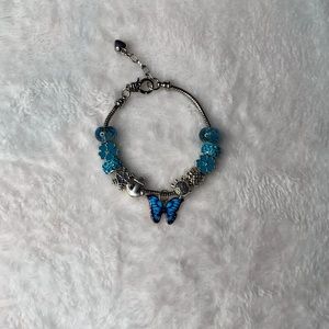 Handmade Jewelry 🌸🦋💕.